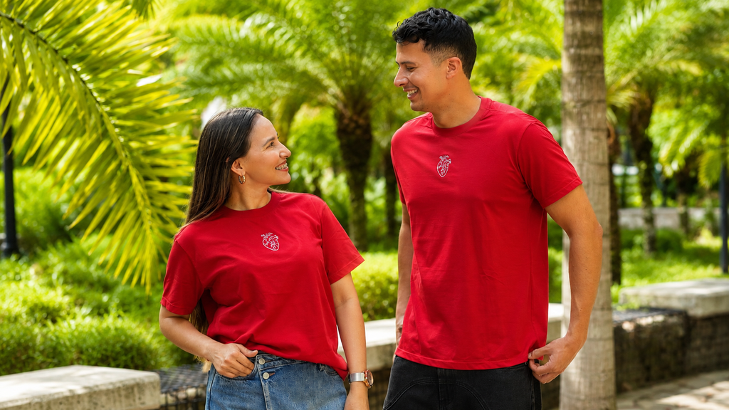 CAMISETA CORAZÓN ANATÓMICO MUJER