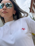 CAMISETA TIPO CROP CORAZÓN LATIENDO