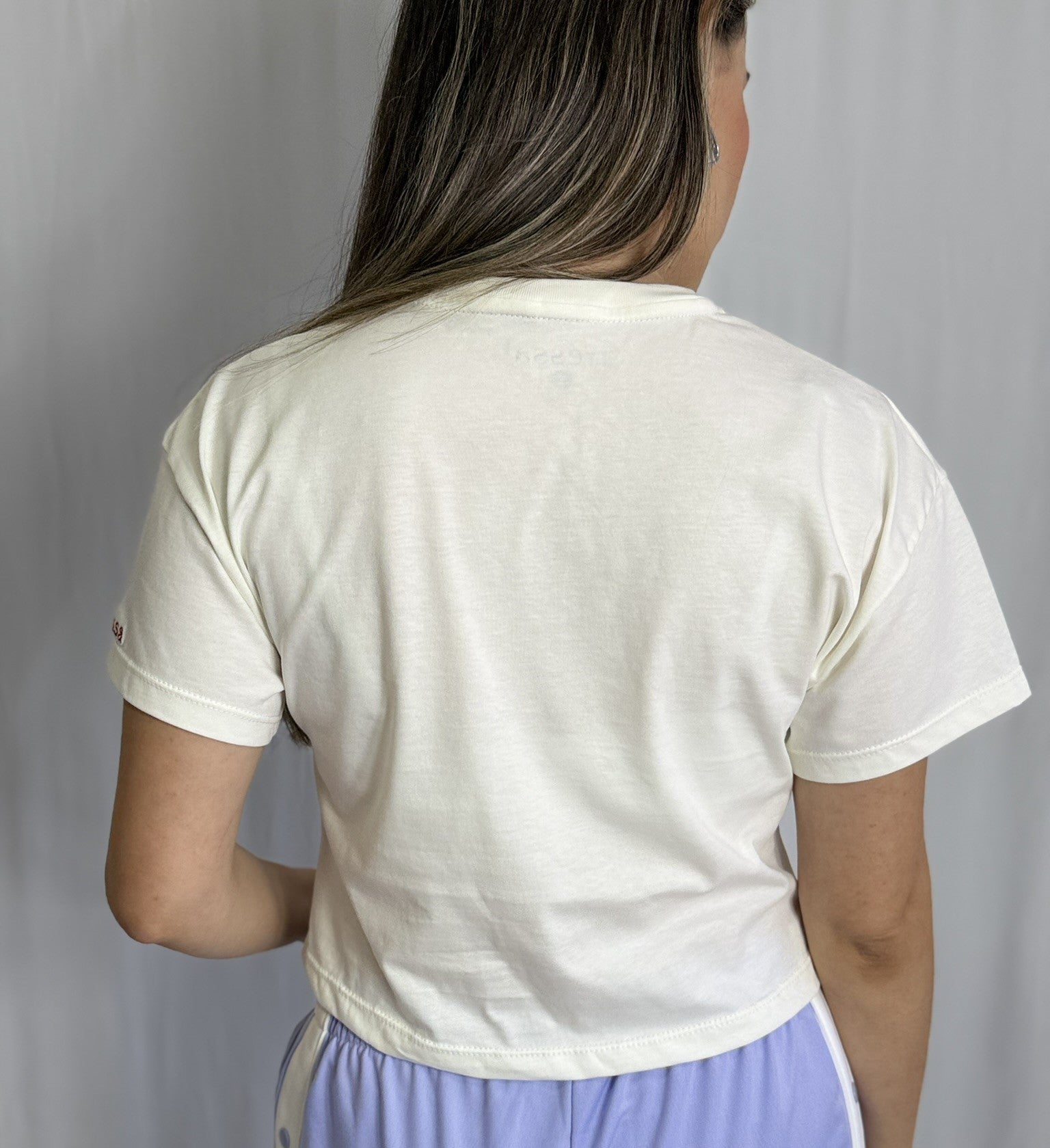 CAMISETA TIPO CROP TACONES