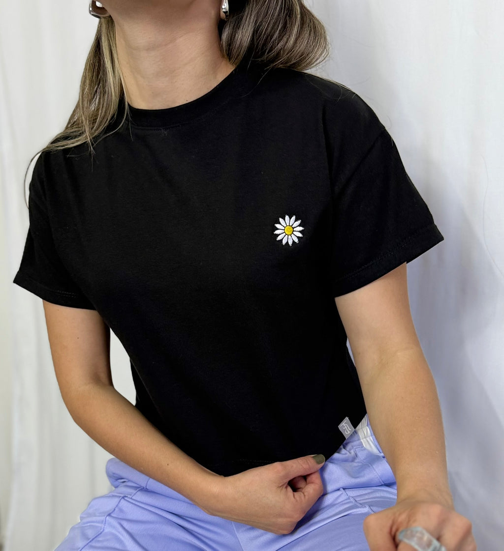 CAMISETA TIPO CROP FLOR MARGARITA