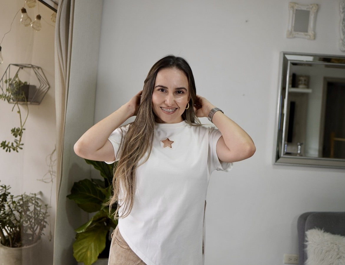 CAMISETA ESTRELLA CORTE ASIMÉTRICO