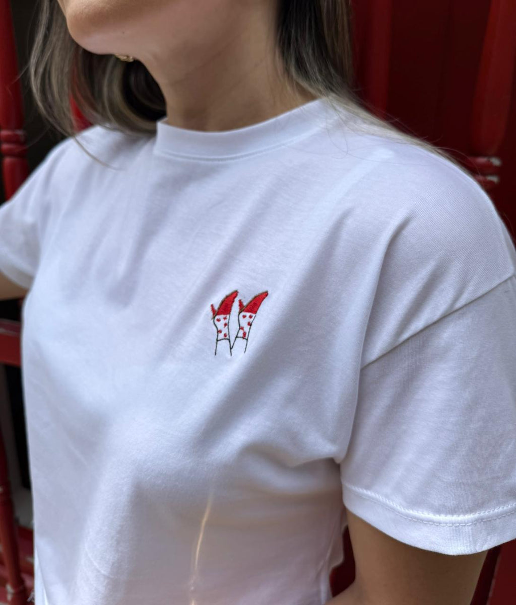 CAMISETA TIPO CROP TACONES