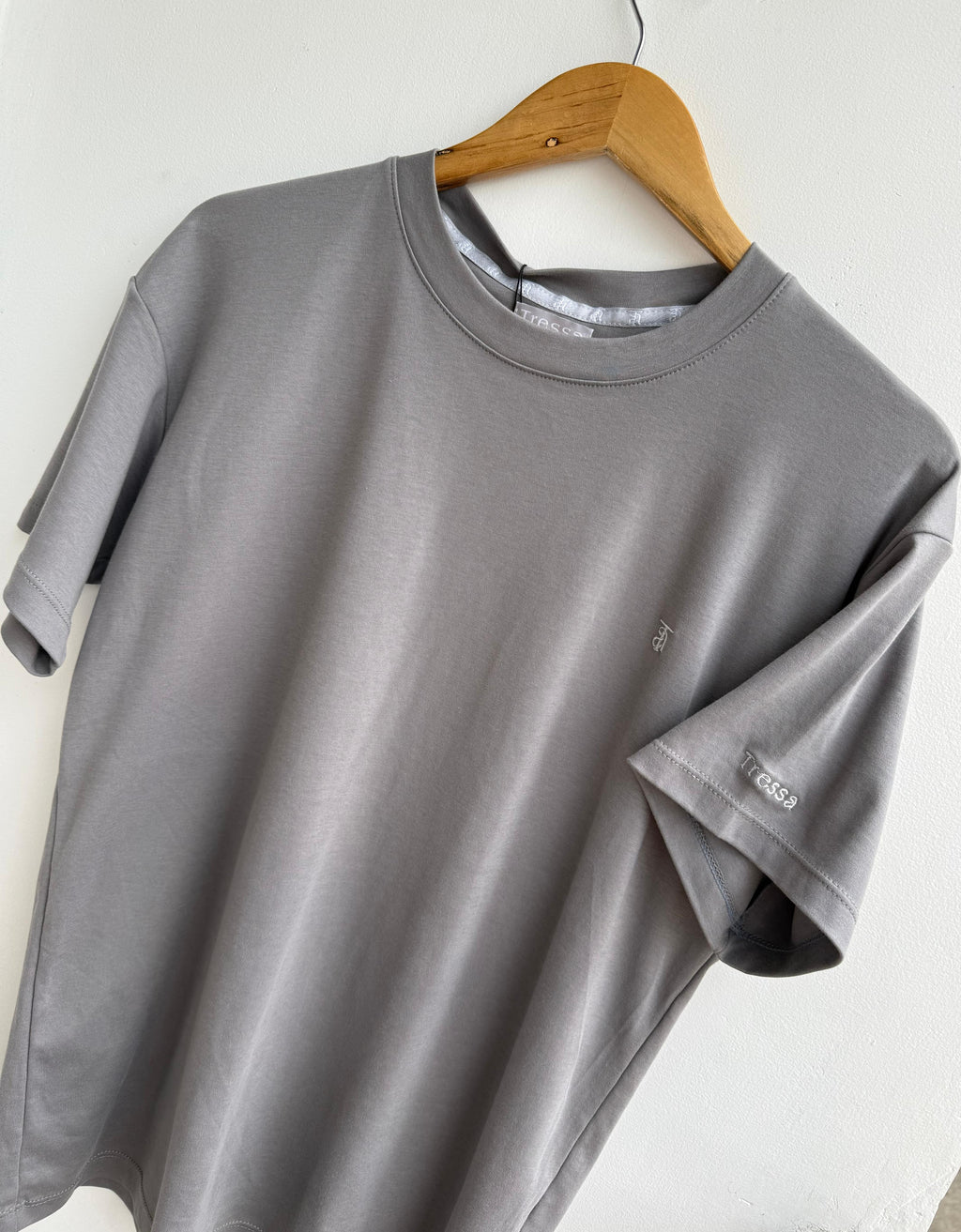CAMISETA LOGO TRESSA OVERSIZE
