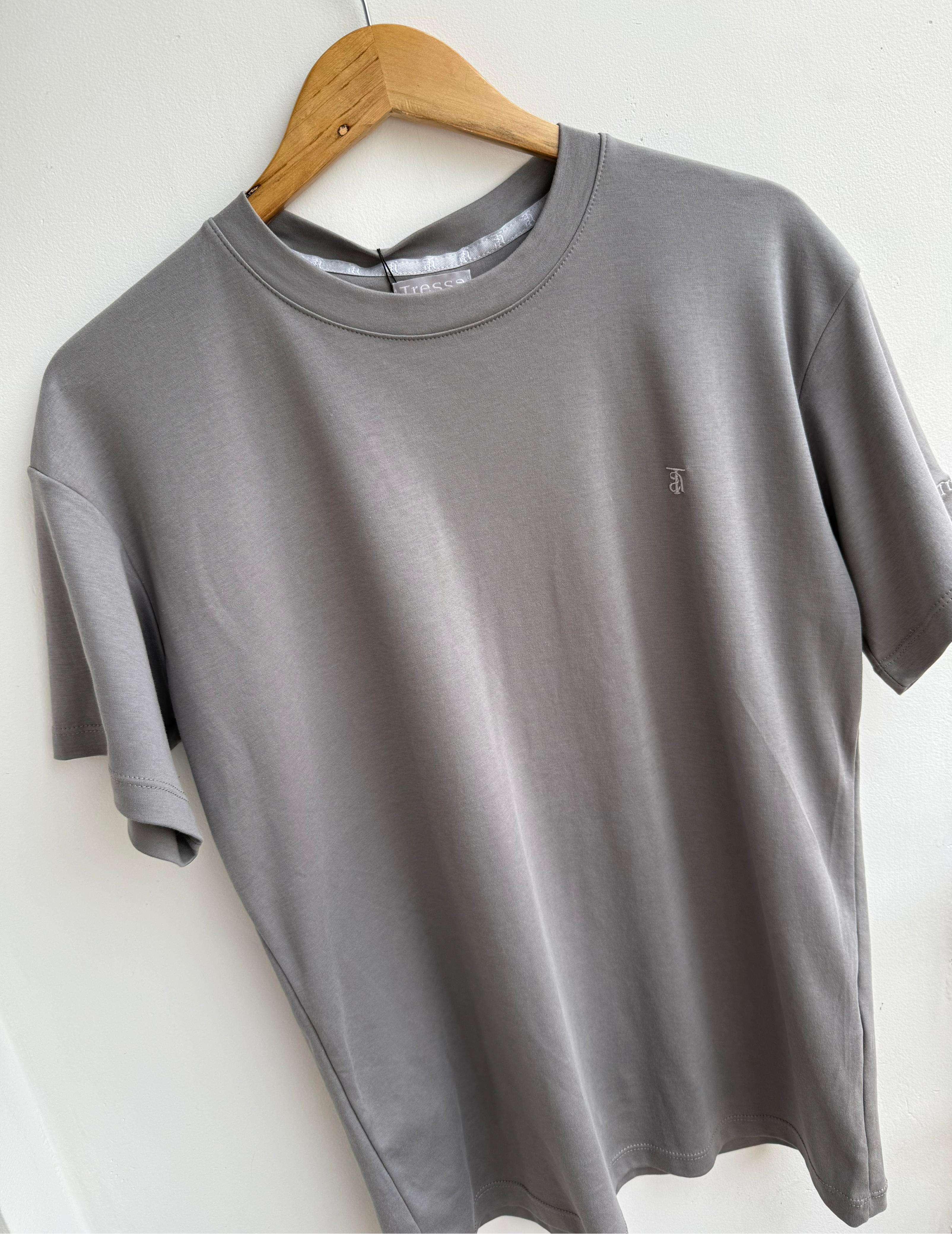 CAMISETA LOGO TRESSA OVERSIZE