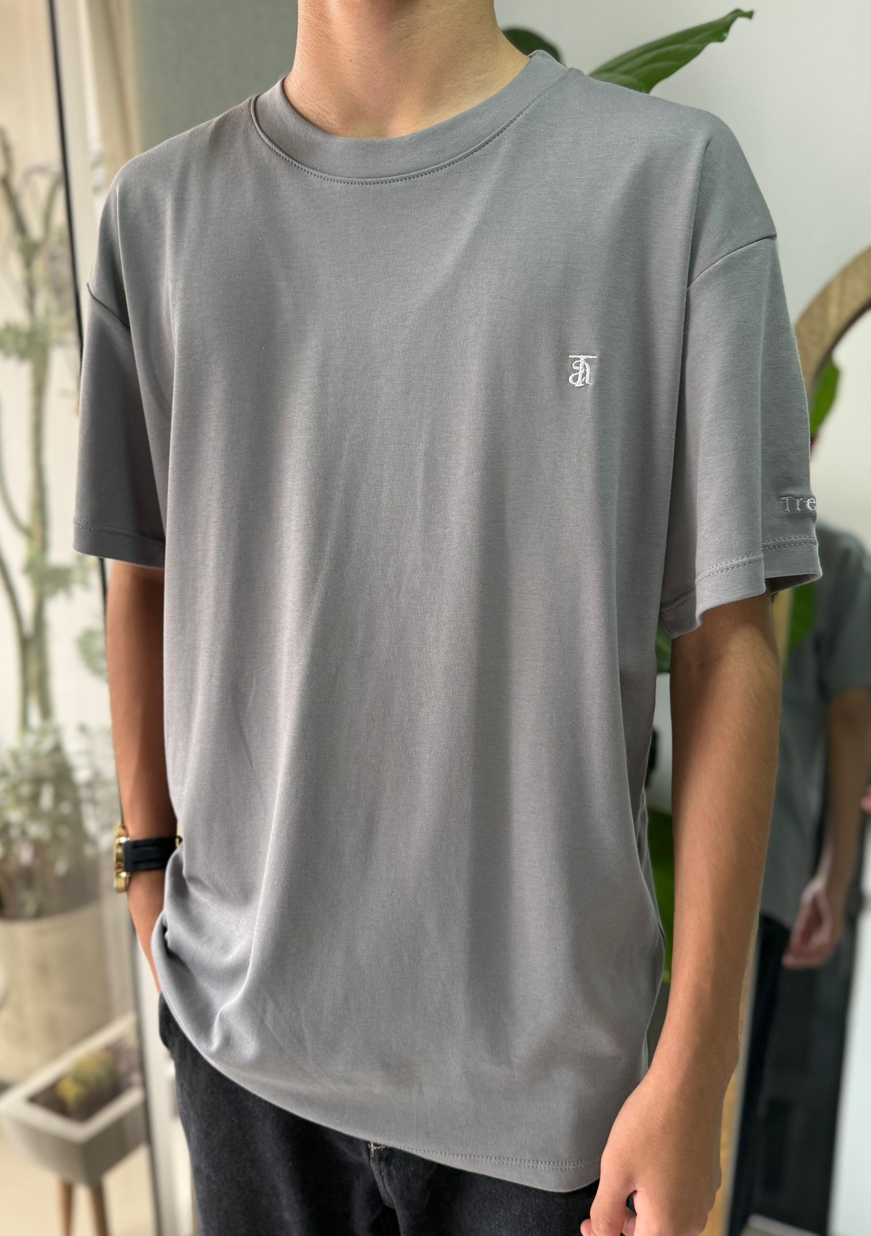 CAMISETA LOGO TRESSA OVERSIZE