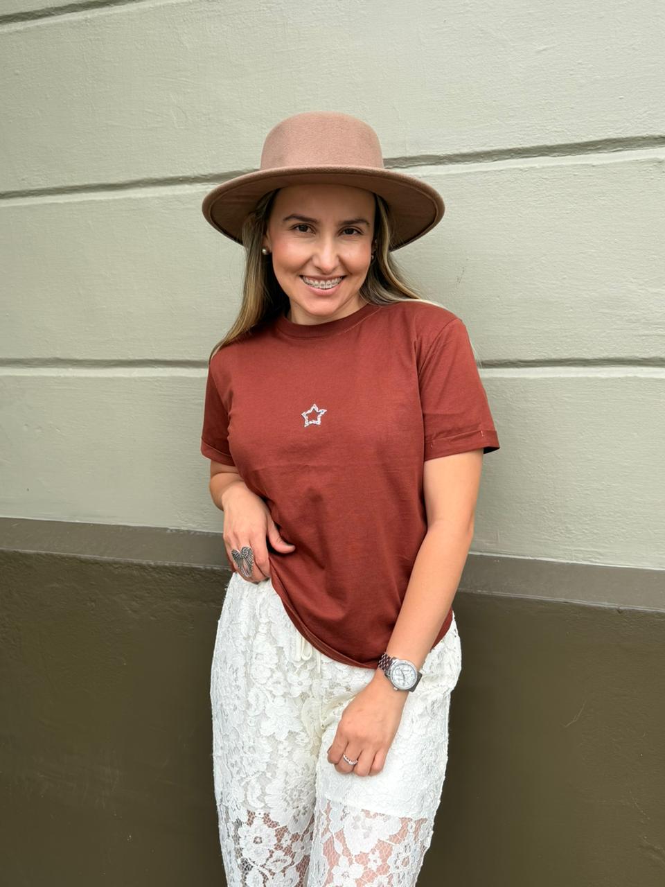 CAMISETA ESTRELLA EN PEDRERÍA