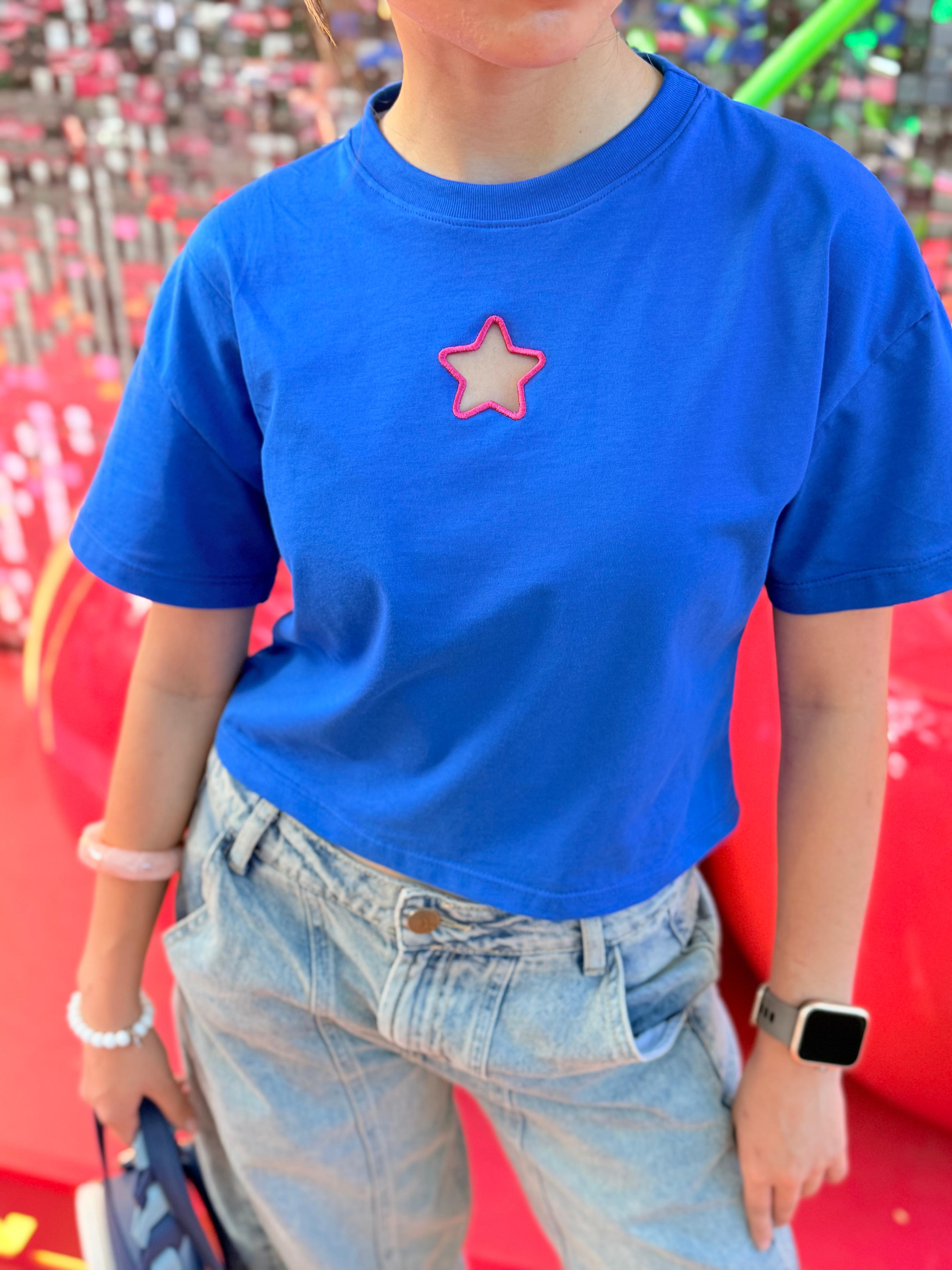 CAMISETA TIPO CROP ESTRELLA